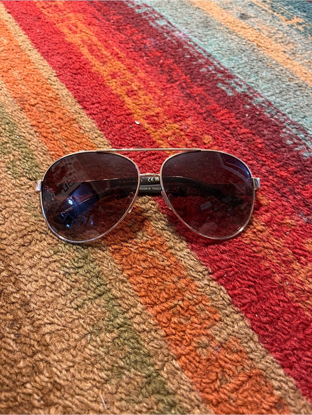 Tahari Metal Frame Sunglasses in Silver with Dark Lenses